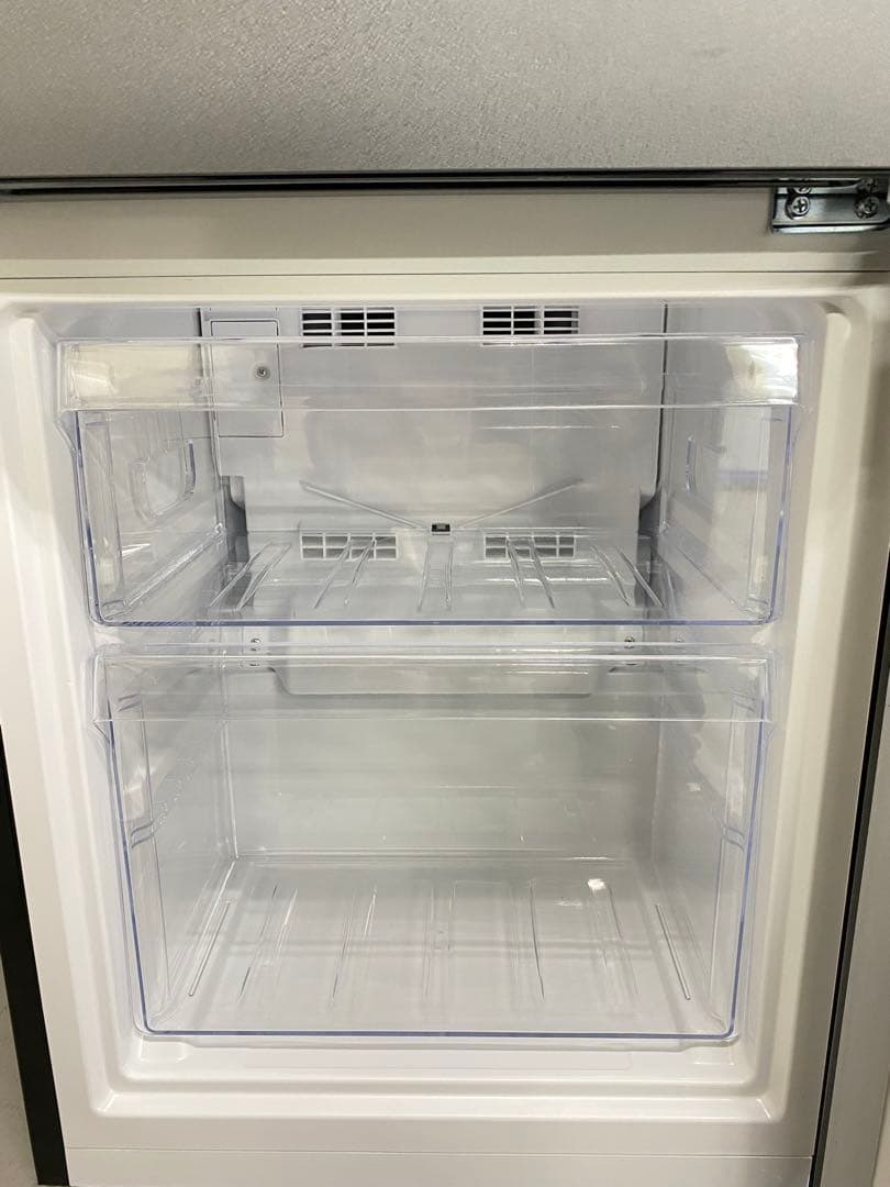 Haier 冷蔵庫 美品 140L 右開き 高年式 保証込み　動作確認済み　中型