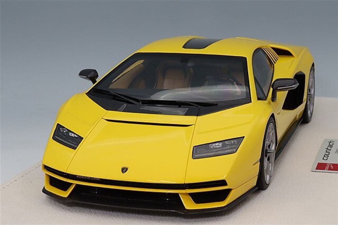 アイドロン 1/18ランボルギーニ カウンタック LPI 800-4 2022