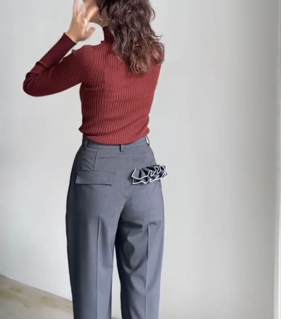 trefle+1 トレフルプラスワン　ポケットフリルパンツ　グレー　01