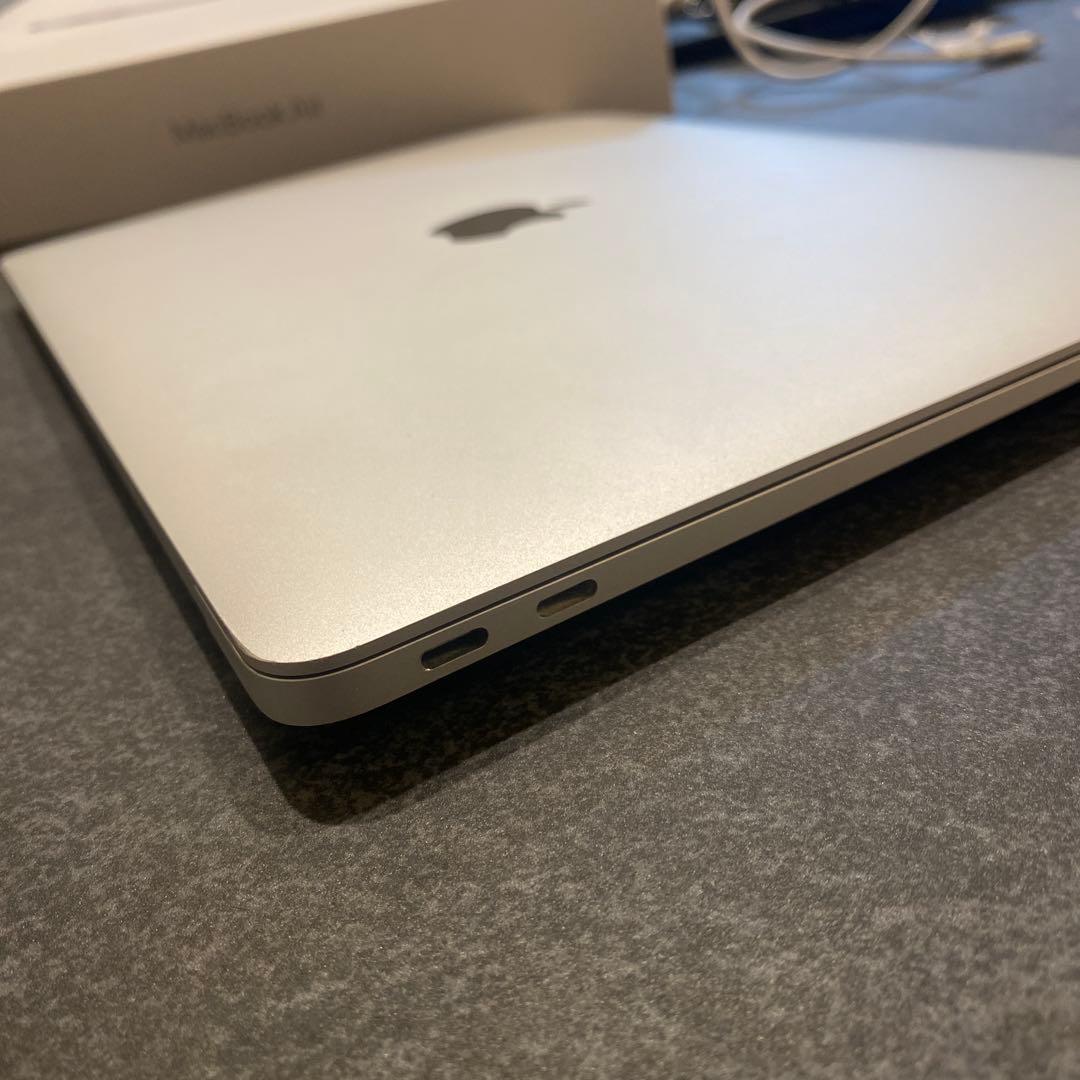 MacBook Air M1 2020 256GBSSD 8GBメモリ シルバー