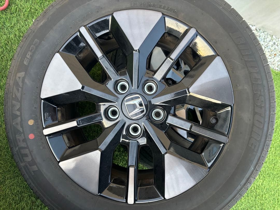 ステップワゴンRP8 純正 ブリヂストン　美品205/60R16 2024年製