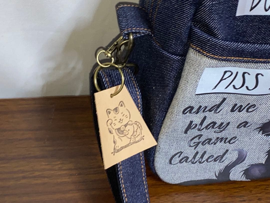 ハンドメイド☆岡山デニム♪ステンシル☆黒ネコ♪悪ネコ☆ショルダーバッグ