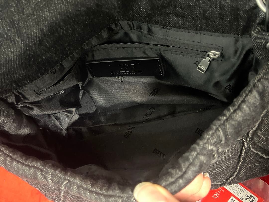 ま*こ様 DIESEL Charm-D Shoulder M