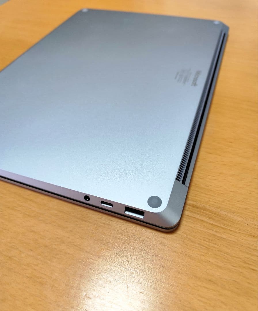 Surface Laptop 5 Core-i5（12世代）　8/256GB