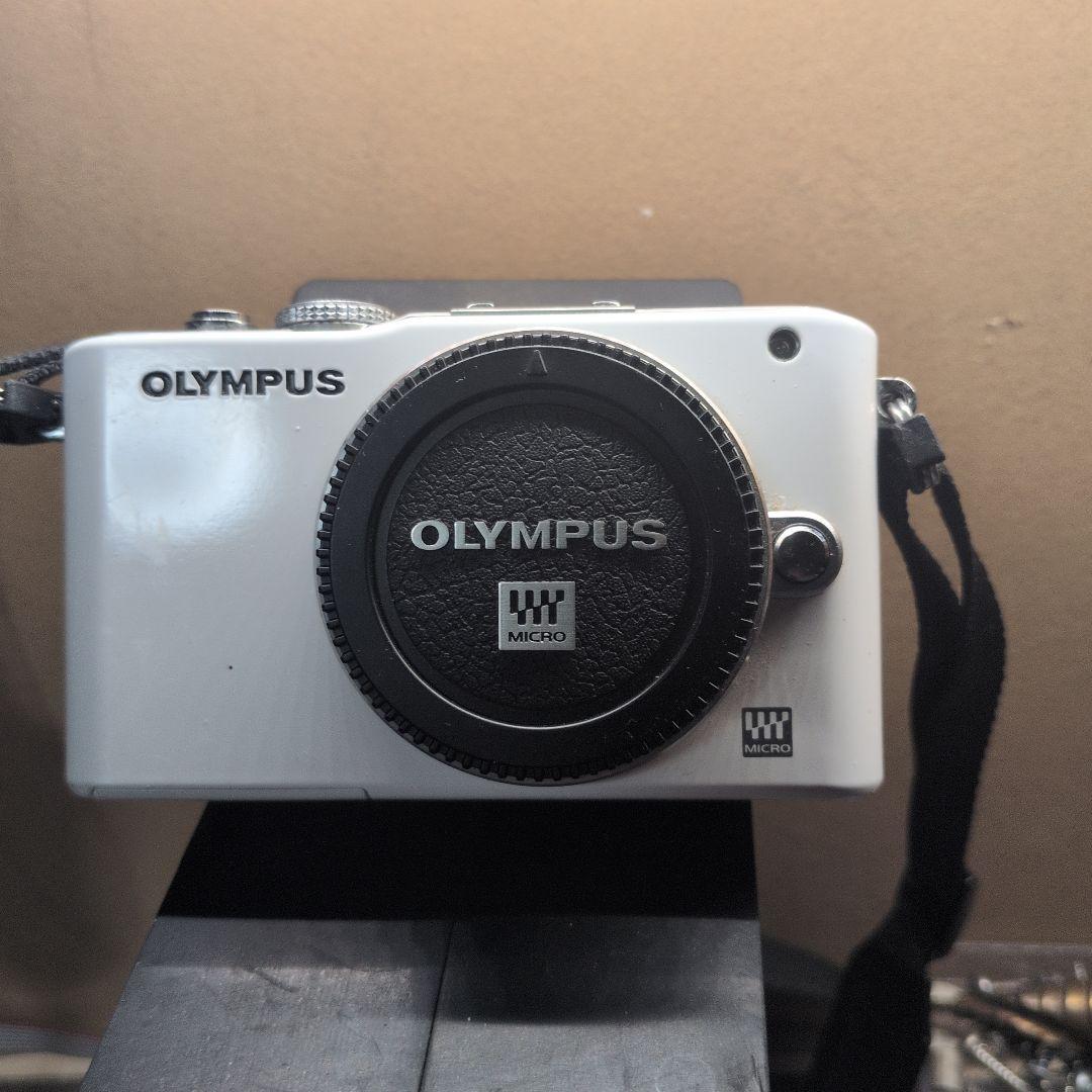 OLYMPUS ホワイト コンパクトデジタルカメラ、SONY、デジタルカメラ