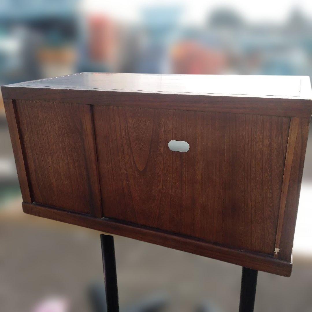 4983）民芸家具・時代箪笥風　和風のテレビ台　８８×４４ｃｍ、高さ４５ｃｍ