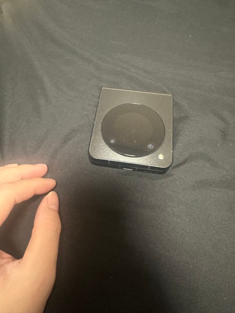 nubia Flip 5G スマートフォン本体（最終値下げ）