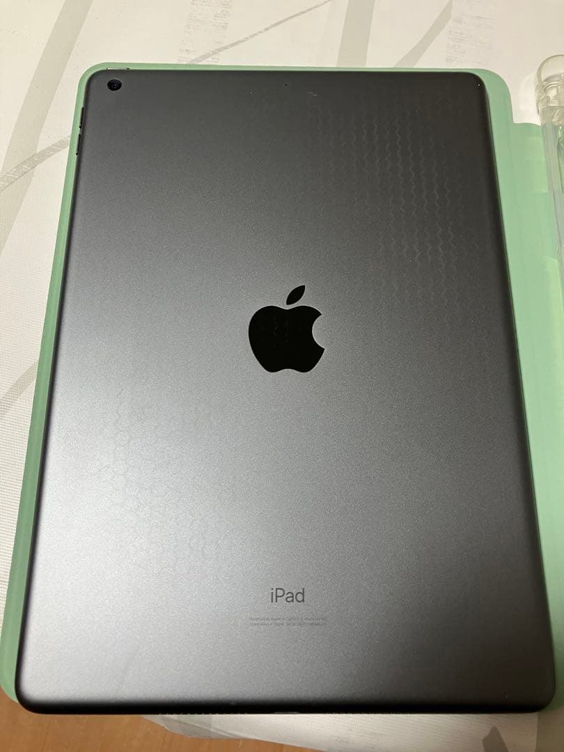 iPad第7世代 32gb本体 スペースグレー カバー　純正ペンシル付き