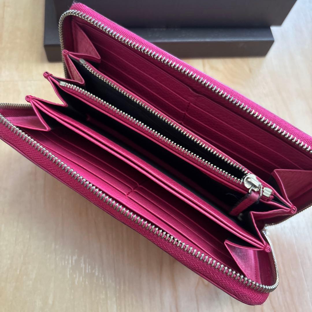 GUCCI グッチ ラウンドファスナー 長財布 SOHO ピンク ウォレット