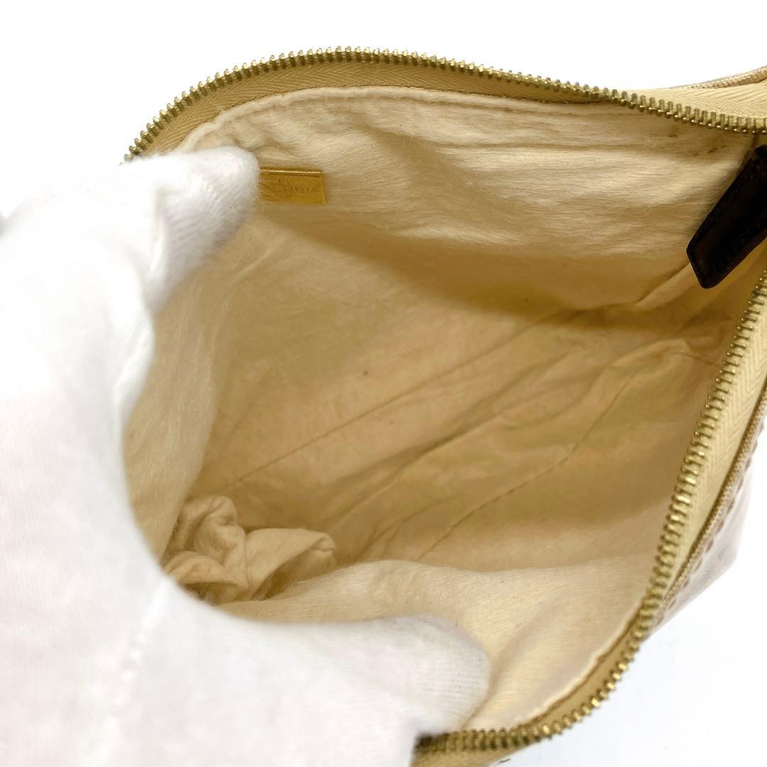 【FENDI】ハンドバッグ　ズッカ柄　ブラウン　エナメル　トップハンドル.