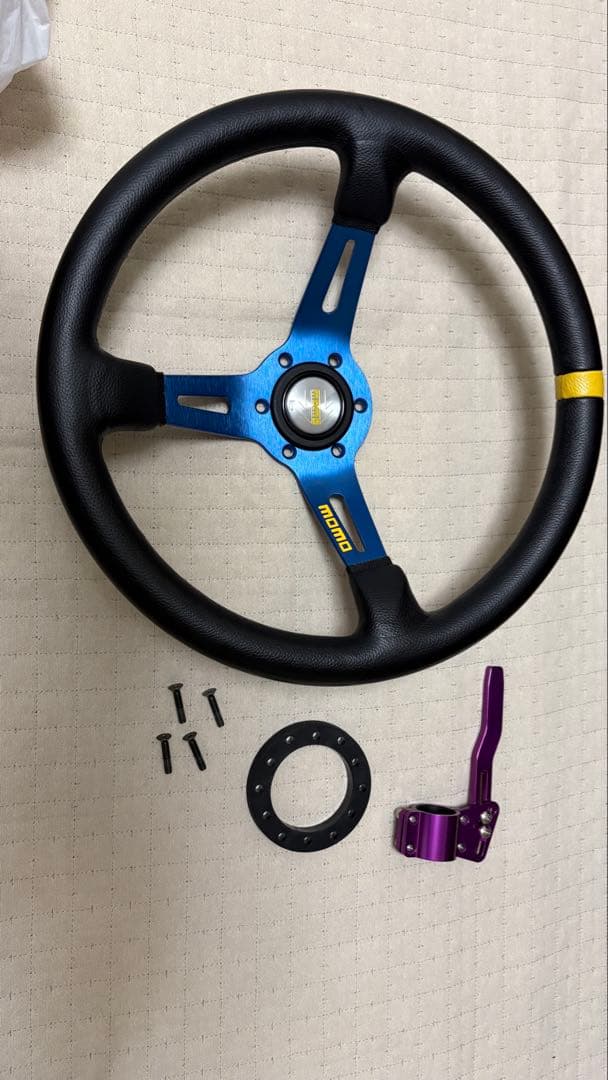 MOMO ステアリング　MOD.08 モデル08 ブルー