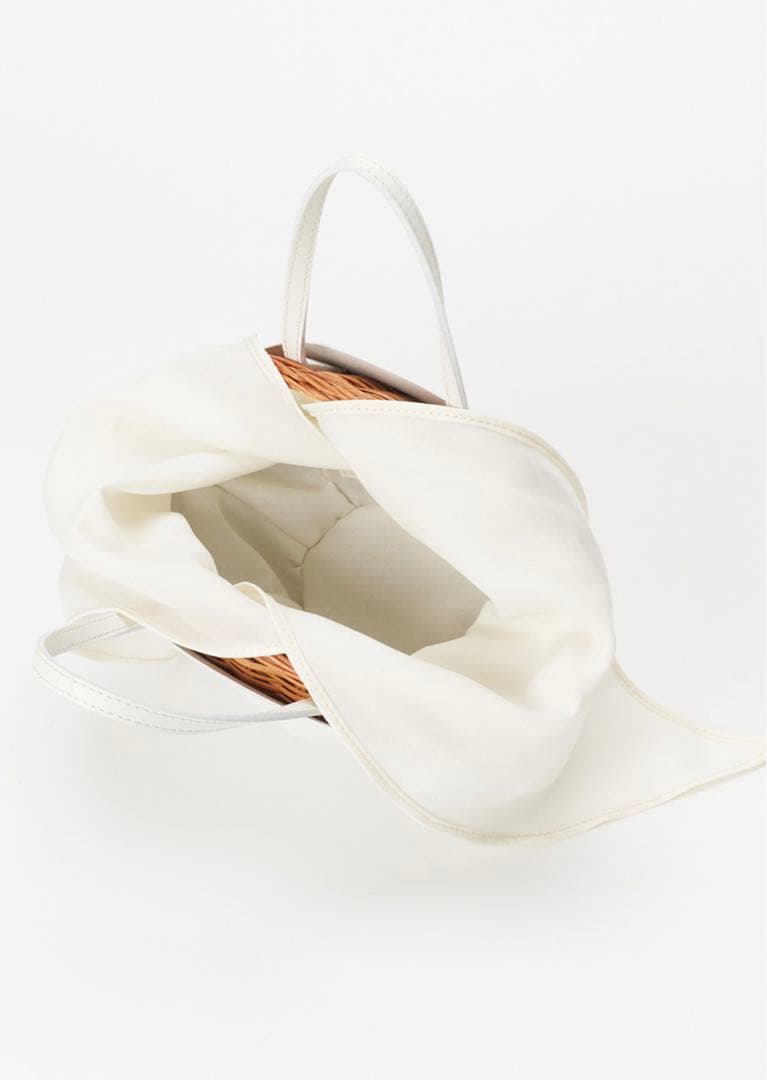 最終お値下げ【美品】アルアバイル レザーコンビカゴバッグ