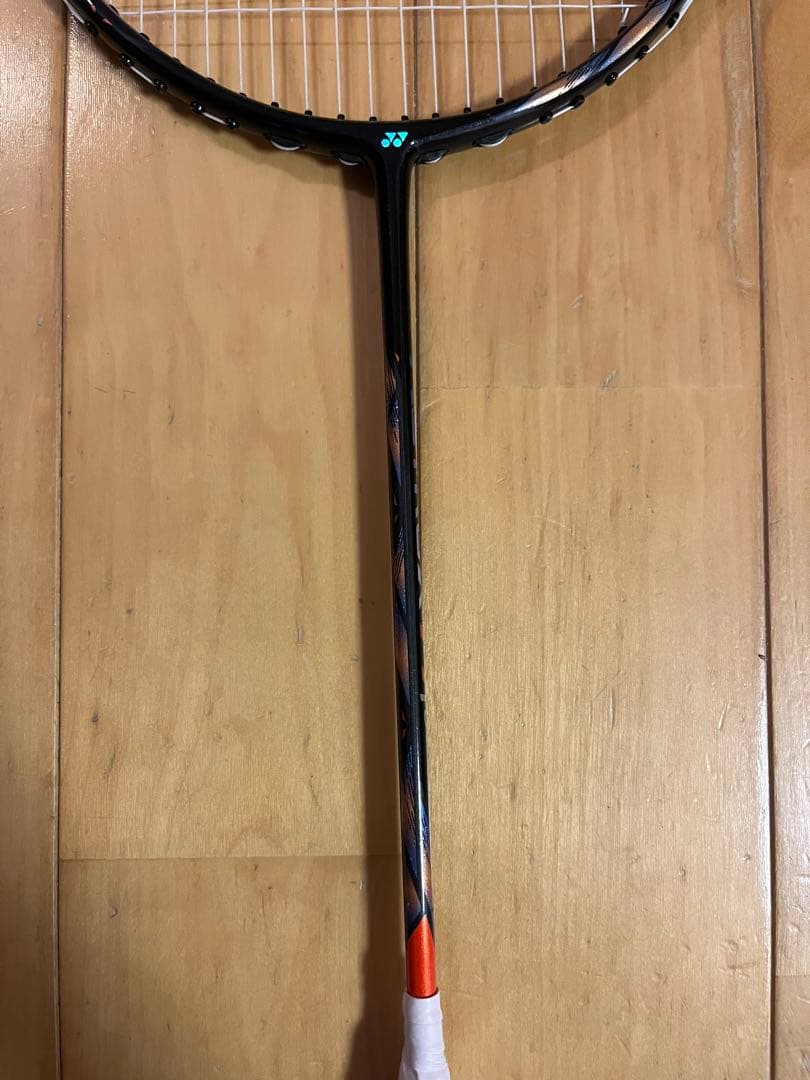YONEX アスオロックス77プロツアーバドミントンラケット 4U