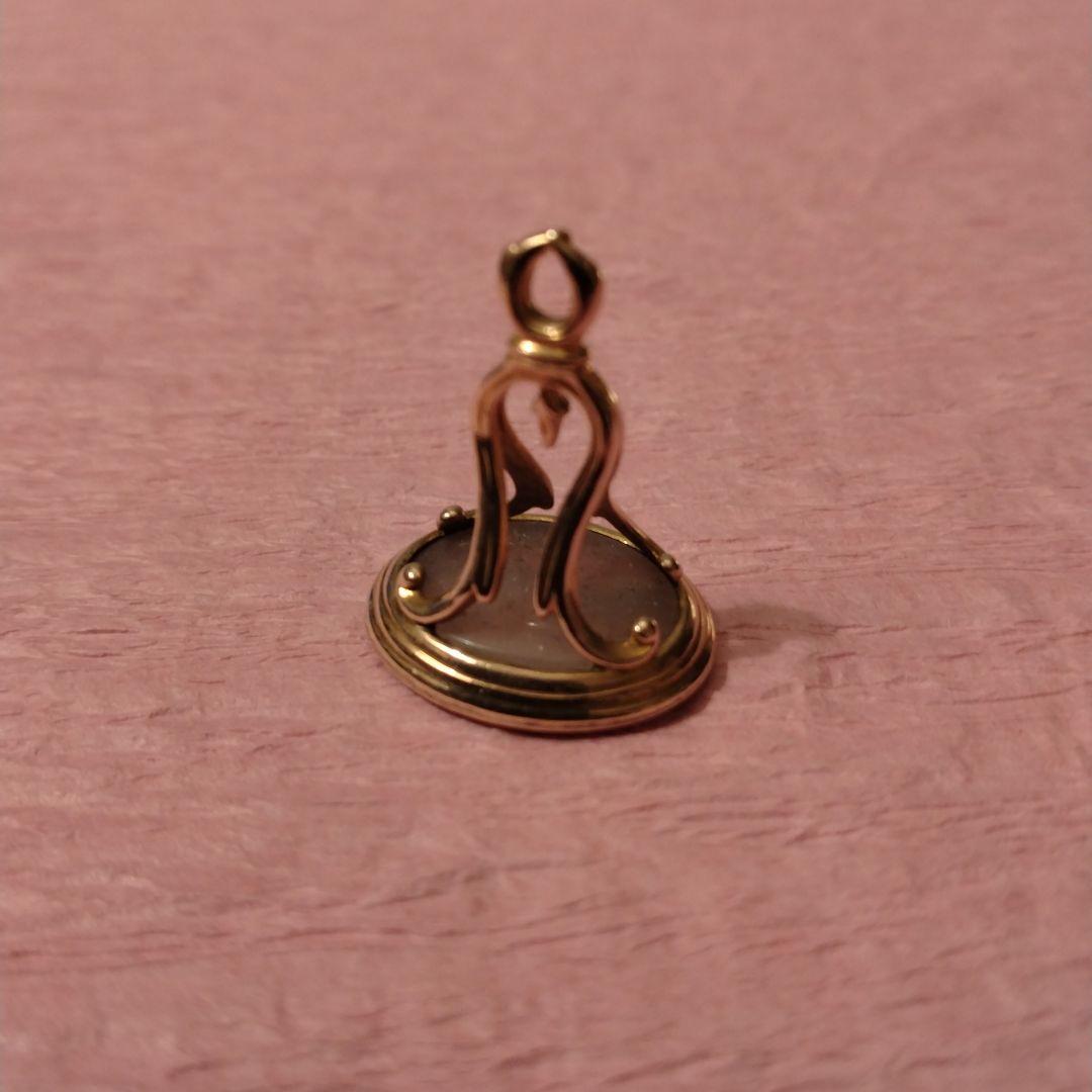 お値下げ（25日まで）　k9 フォブシール　女性像　イギリス