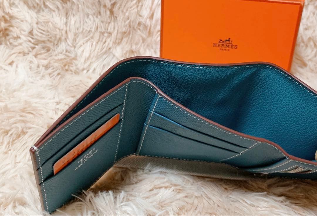 エプソンレザー　三つ折り財布