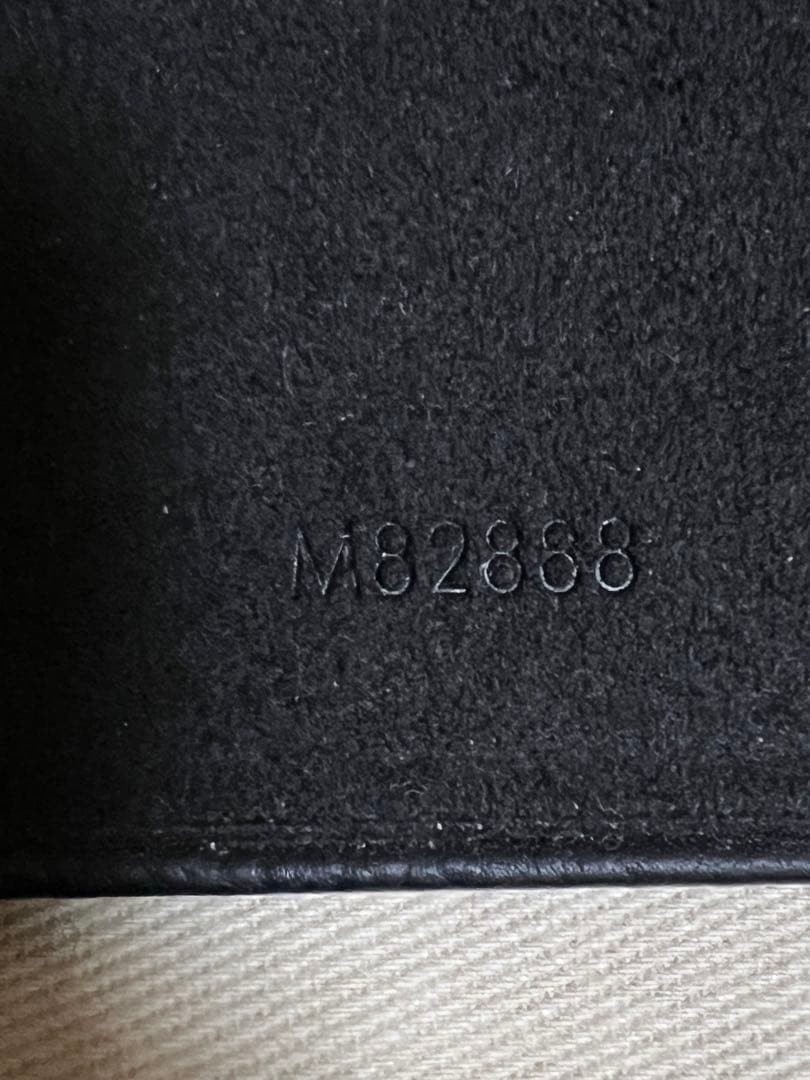 ルイヴィトン モノグラム iphone 15 PRO MAX ケース付属品完備！