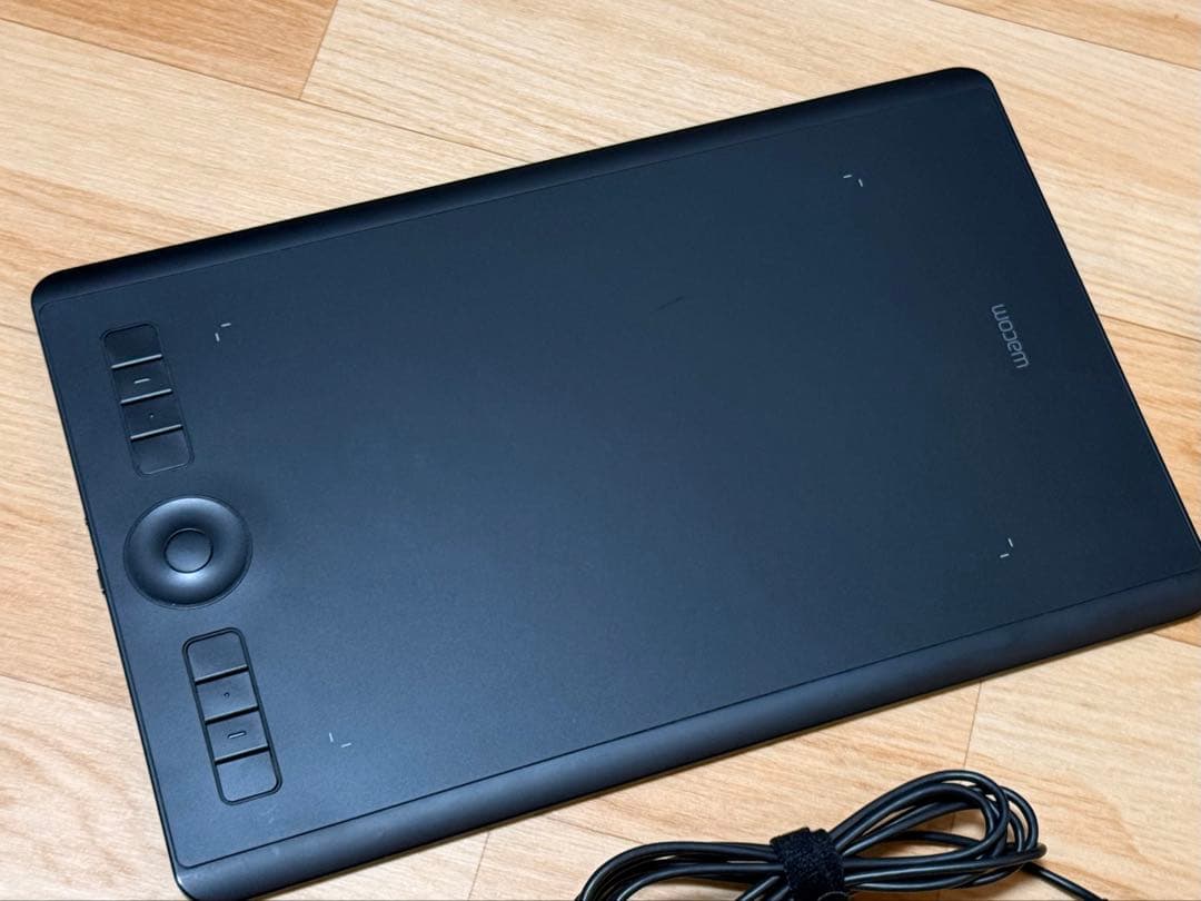 Wacom Intuos Pro ペンタブレット medium
