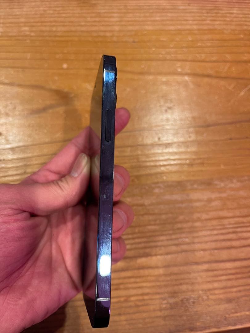 美品Apple iPhone 12Pro 256GB パシフィックブルー