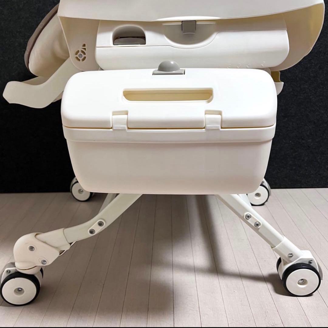 コンビ　ネムリラ　オートスウィング　エッグショック　ハイローチェア　ブラウン