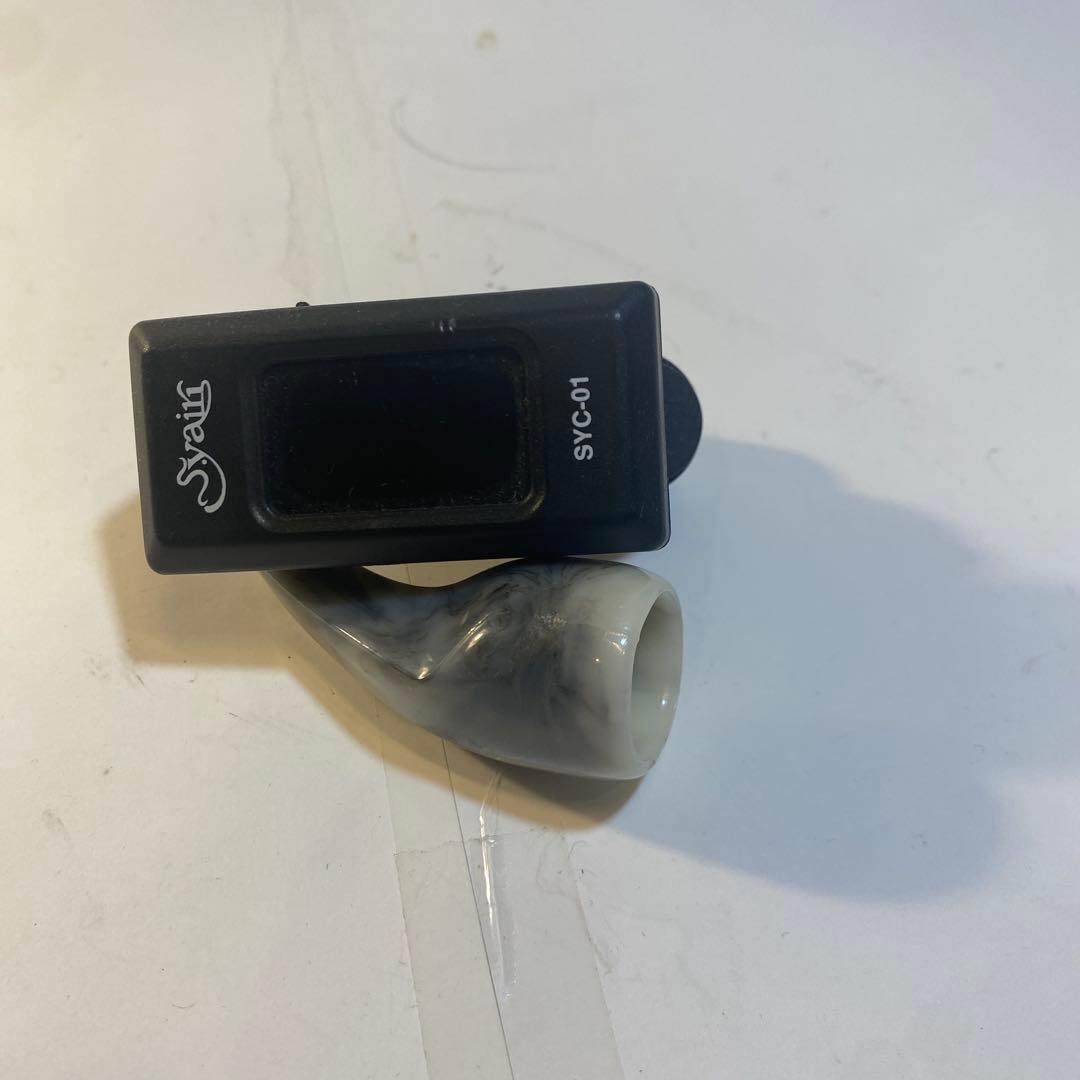 三線本体 ストライプ模様　爪　チューナー付き