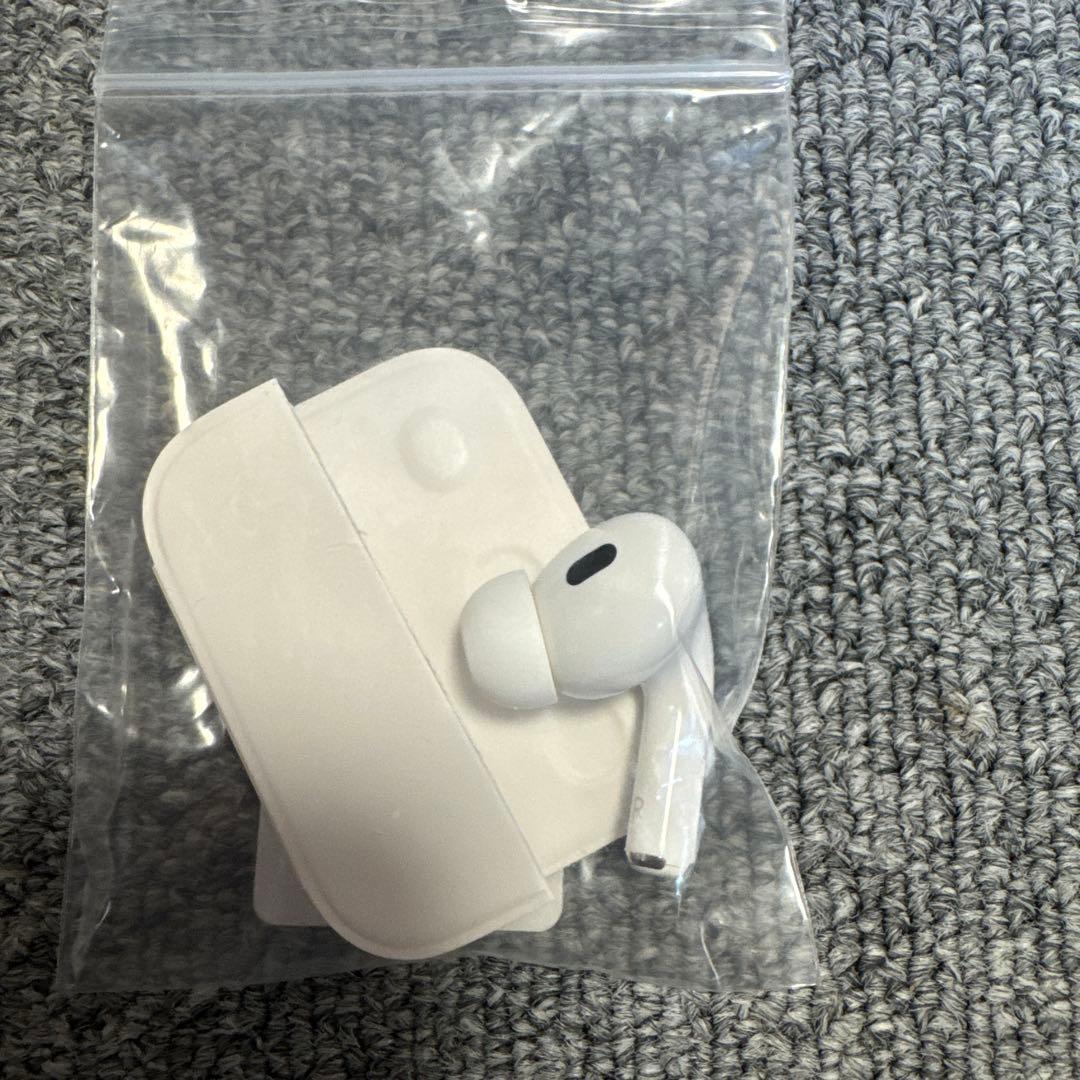 ☆AirPods Pro 第2世代/A3047/イヤホン右耳(R)のみ☆