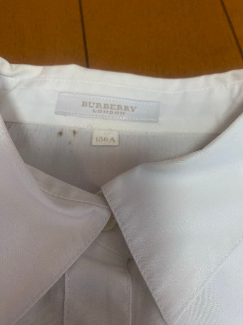 BURBERRY フォーマルスーツ 黒とチェック柄