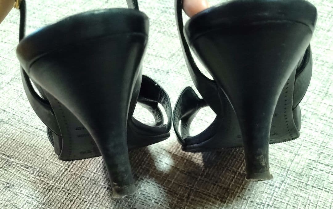 エルメス サンダル 35 1/2 レディース 黒