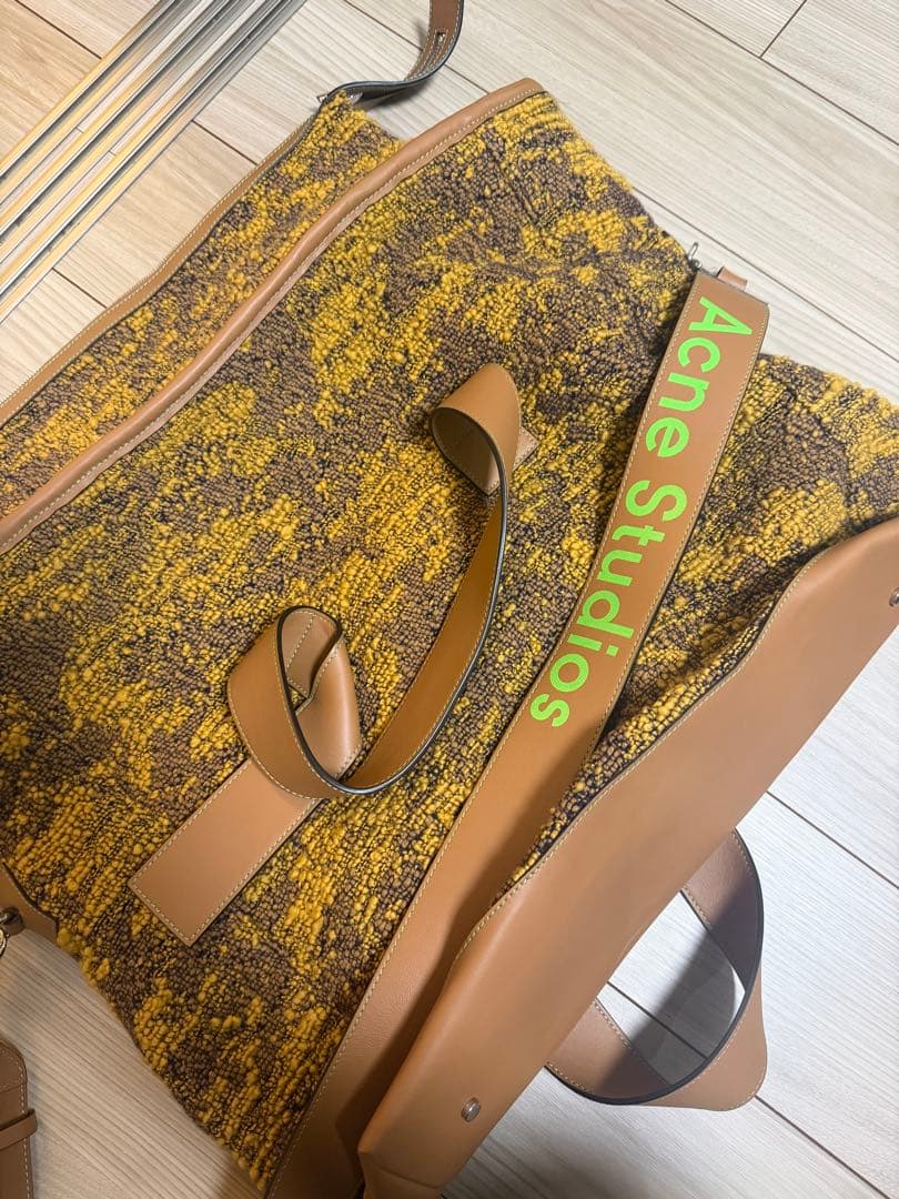 バッグ Acne Studios Tan Weekender Tote