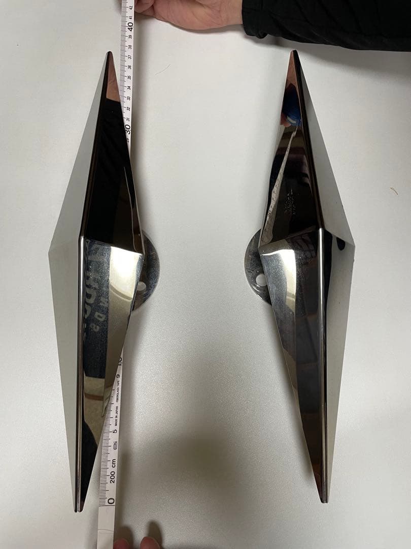 鏡面ステンレス製　中型車用17.5インチ　ホイール一文字スピンナー