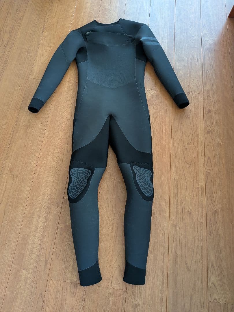【新品未使用】Fellow セミドライウェットスーツ ALL3mm MLBサイズ