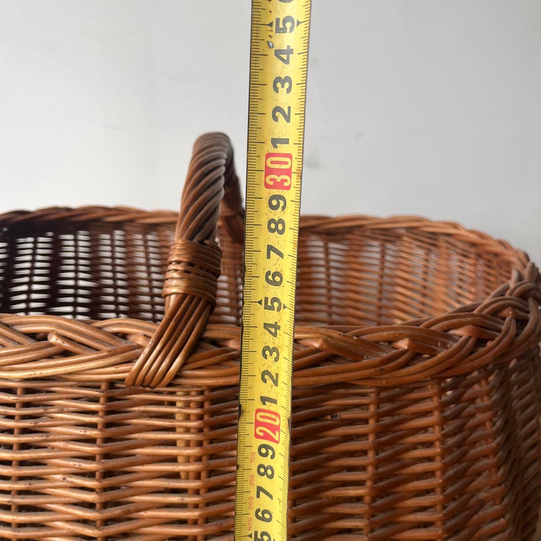 デンマークで買付したカゴ