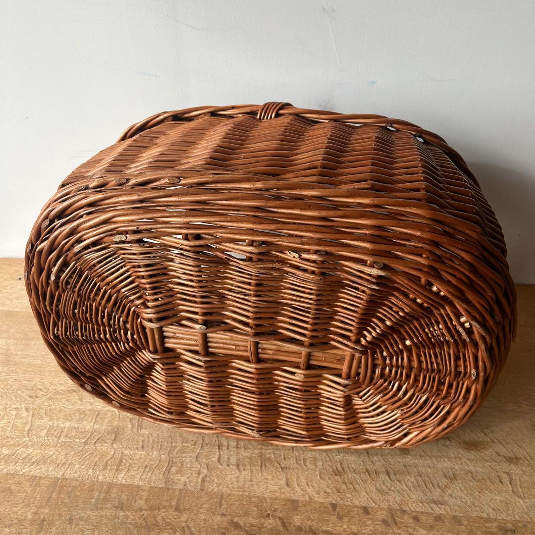 デンマークで買付したカゴ