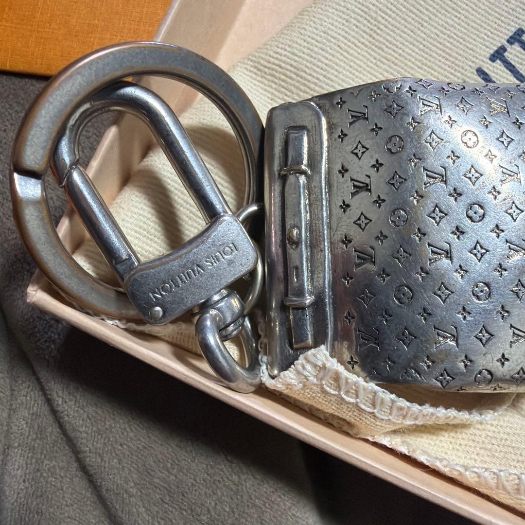 ルイ・ヴィトンのポルトクレ・ザ・スティーマー M61949 キーホルダーチャーム