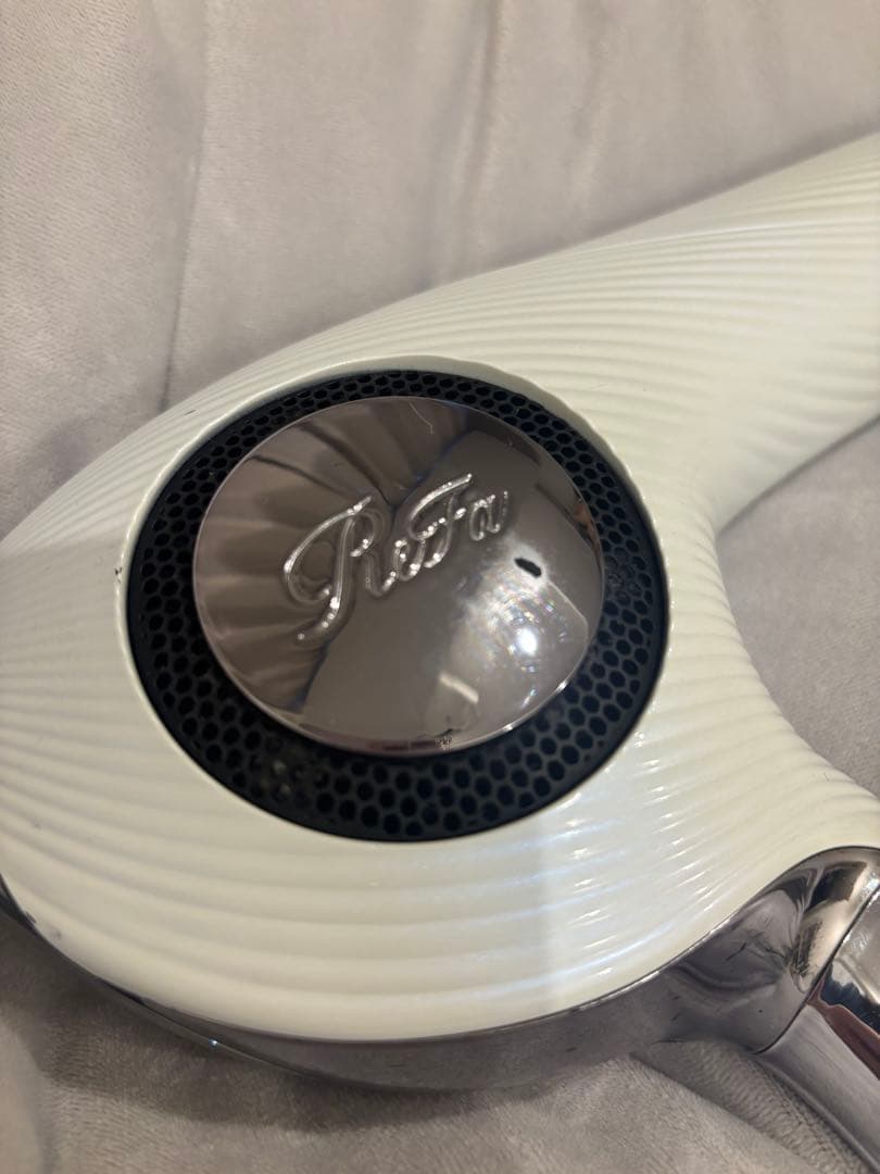 リファ ビューテック ヘアドライヤー 2022年製