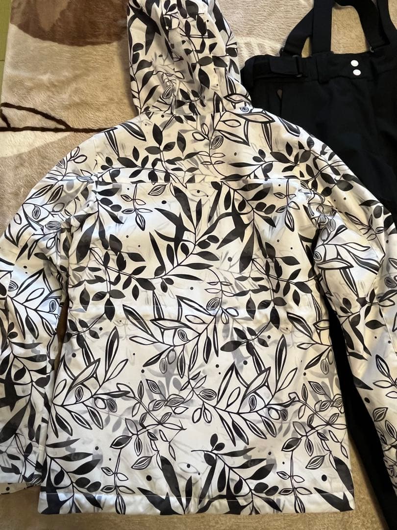 ONYONE オンヨネ スキーウェア スノーボードウェア ファー L