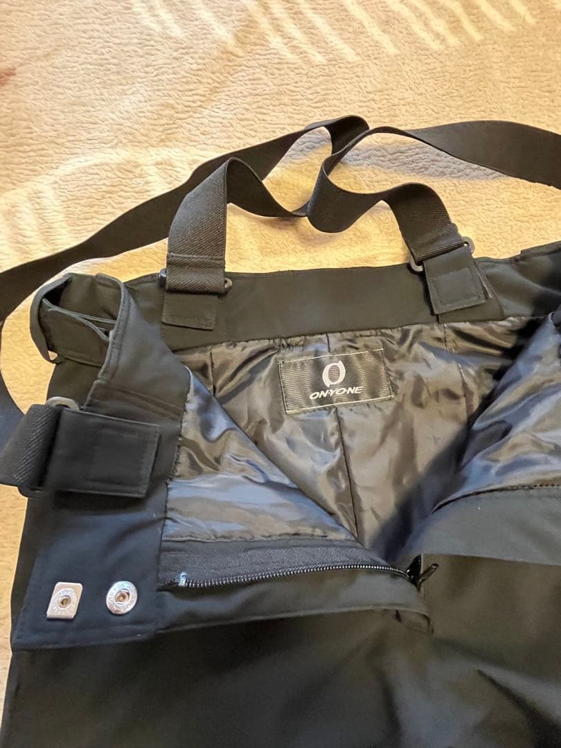 ONYONE オンヨネ スキーウェア スノーボードウェア ファー L