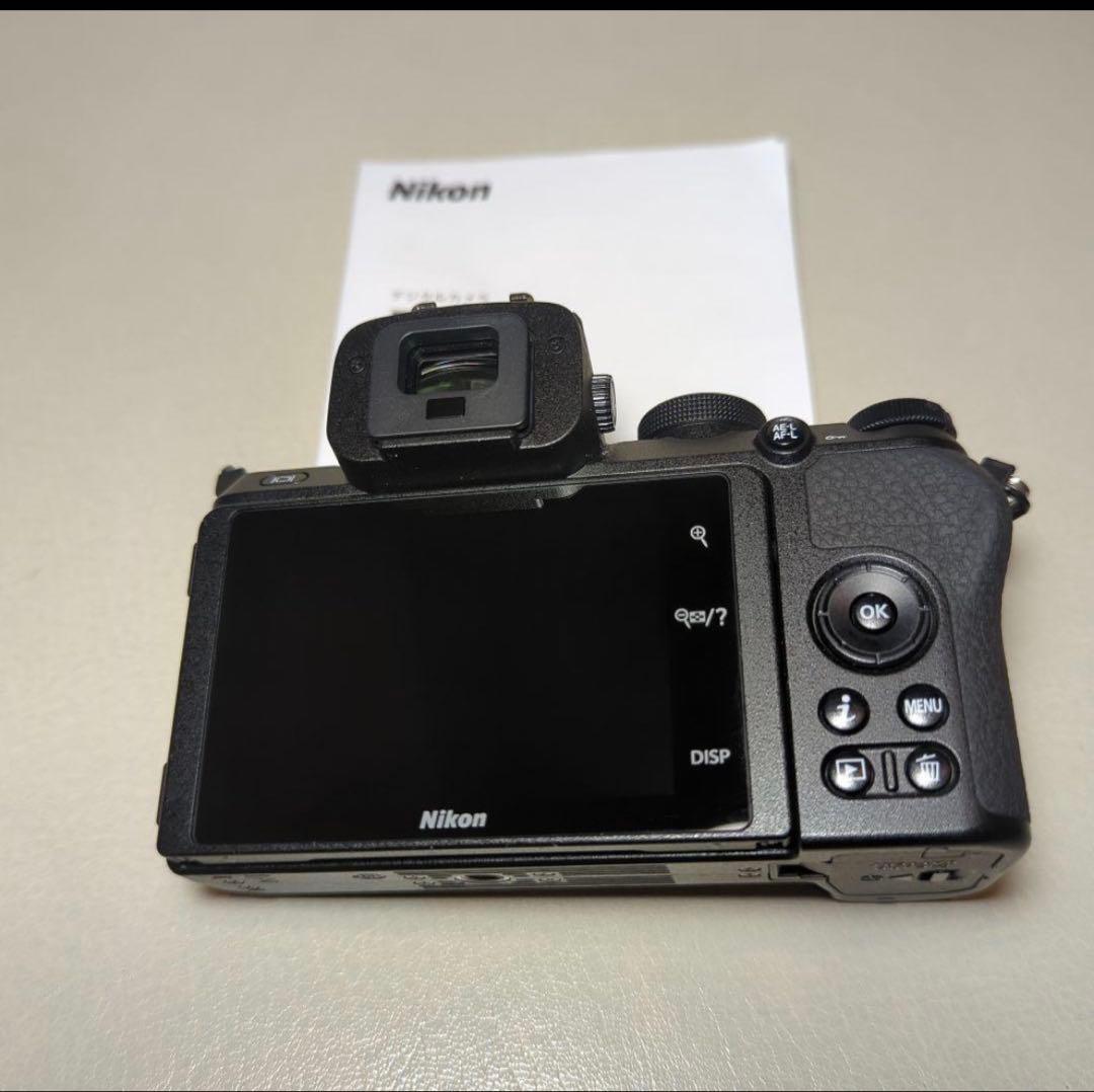 ⭐️付属品多数⭐️ Nikon Z50 16-50 VR レンズと単焦点レンズ