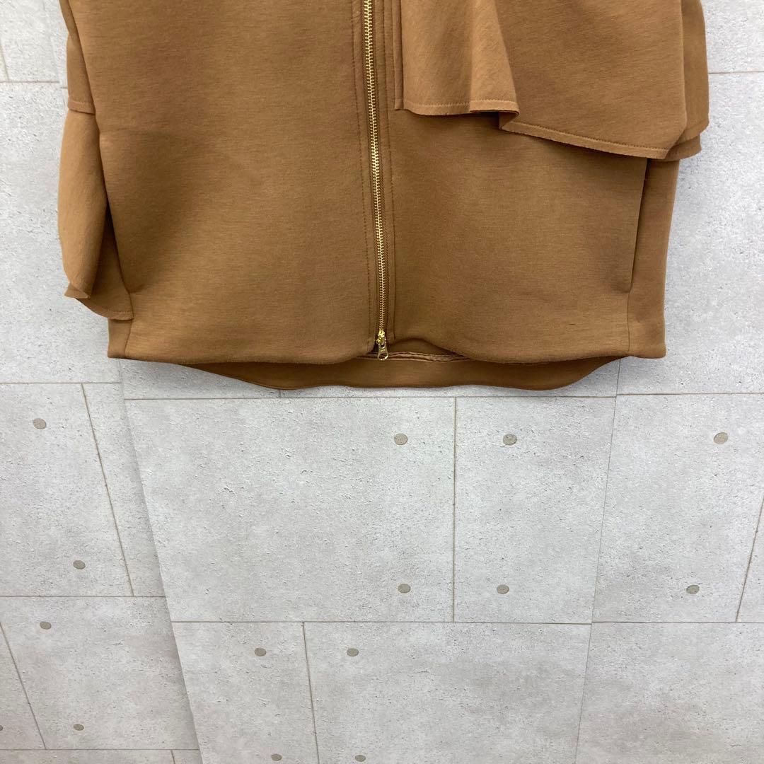 HERENCIA ヘレンチア フリルベスト ノースリーブ フード 38 茶