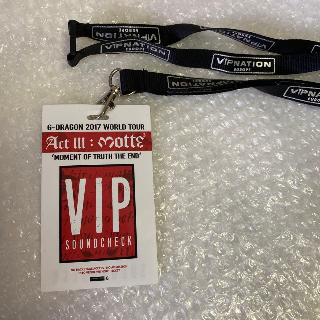 海外ツアー限定PEACEMINUSONE クリップ 赤 ジヨン gdragon