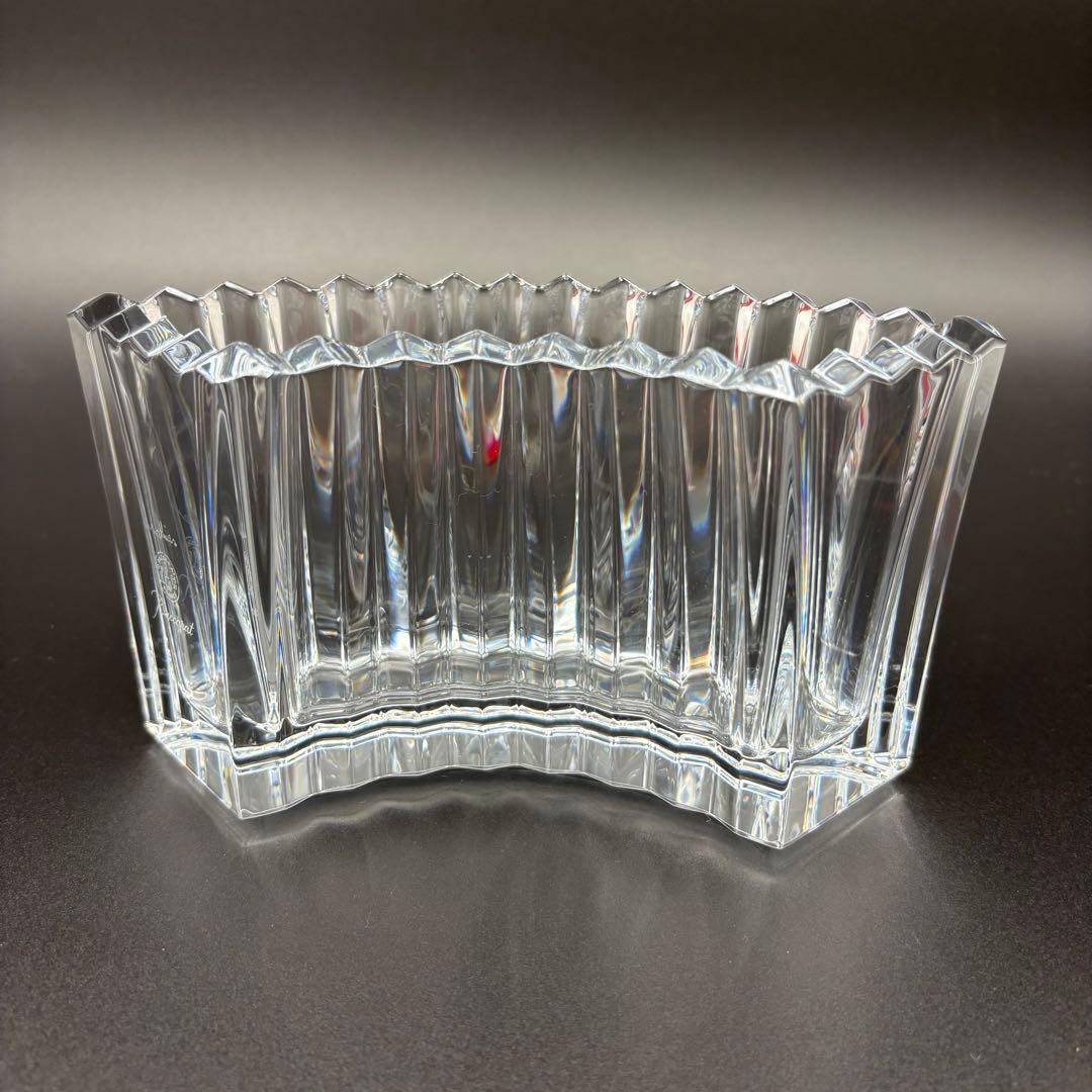未使用 保管品 バカラ ミルニュイ ベース 185 花瓶 箱付き