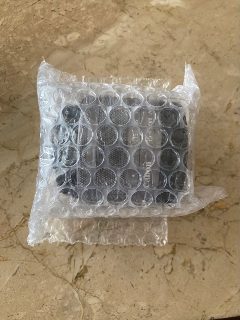 【新品未使用】Canon 標準ズームレンズ EF-M15-45mm