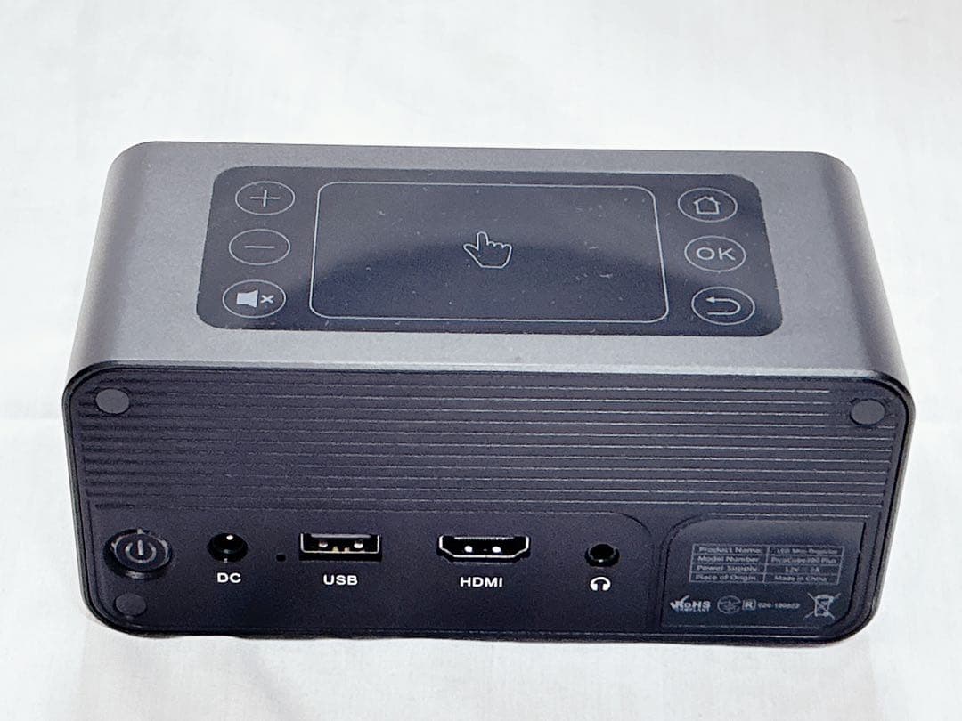 美品　モバイルプロジェクター PicoCube 300plus