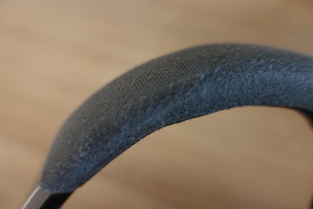 SONY　デジタルサラウンドヘッドホンシステム 　MDR-HW700DS