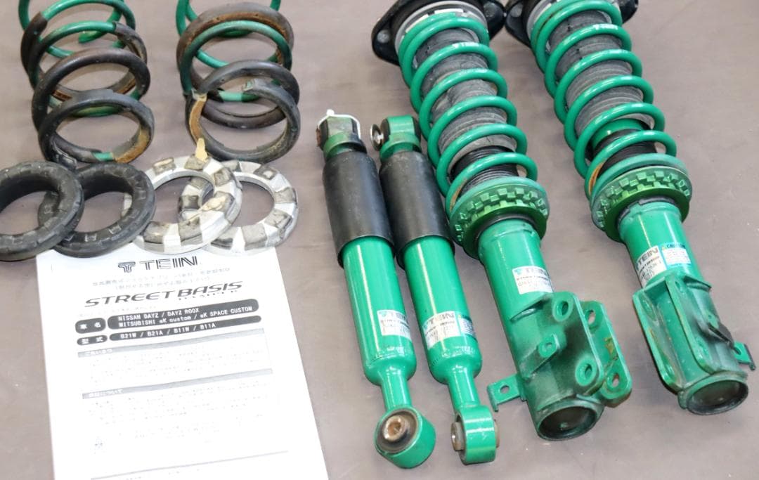 eKカスタム B11W eKスペースカスタム B11A デイズ B21W　車高調