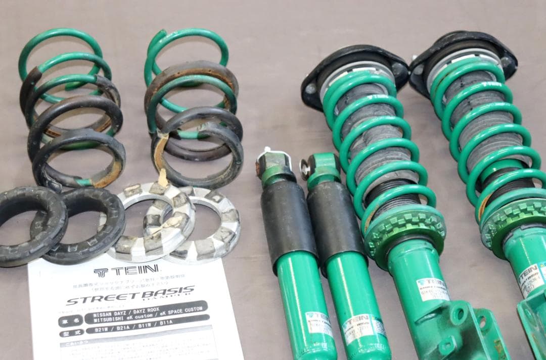 eKカスタム B11W eKスペースカスタム B11A デイズ B21W　車高調