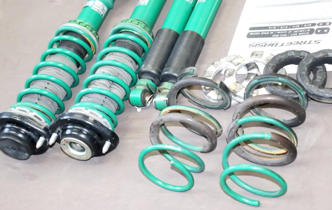 eKカスタム B11W eKスペースカスタム B11A デイズ B21W　車高調