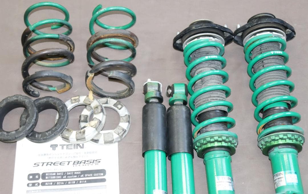 eKカスタム B11W eKスペースカスタム B11A デイズ B21W　車高調