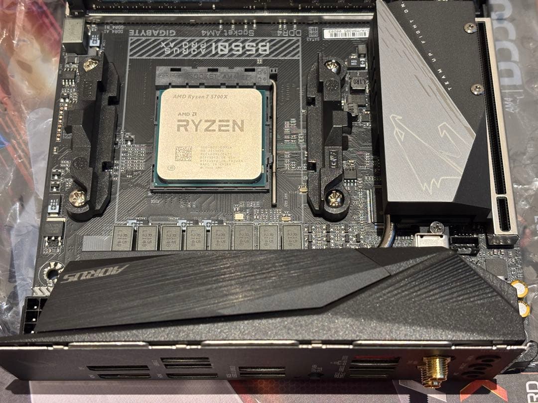 【3点セット】Ryzen 7 5700X、miniitx マザー 、メモリー