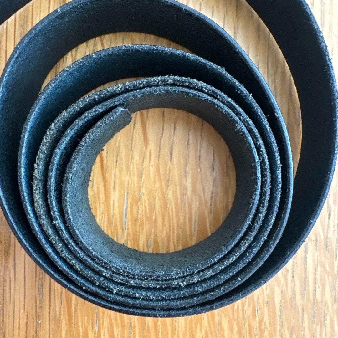 ミナペルホネン　レザーベルト　ブラック