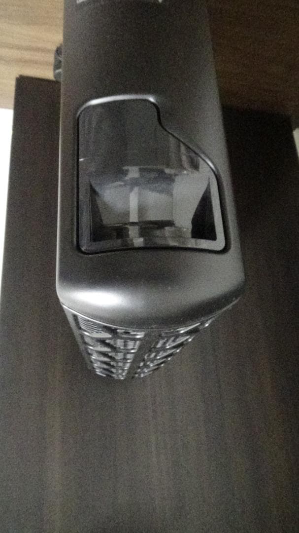 【極美品】ほぼ未使用　デロンギ　ヒーター　ブラック　MDHU15-PB